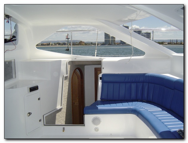 Blue Dolphin II - Nav and access shot port